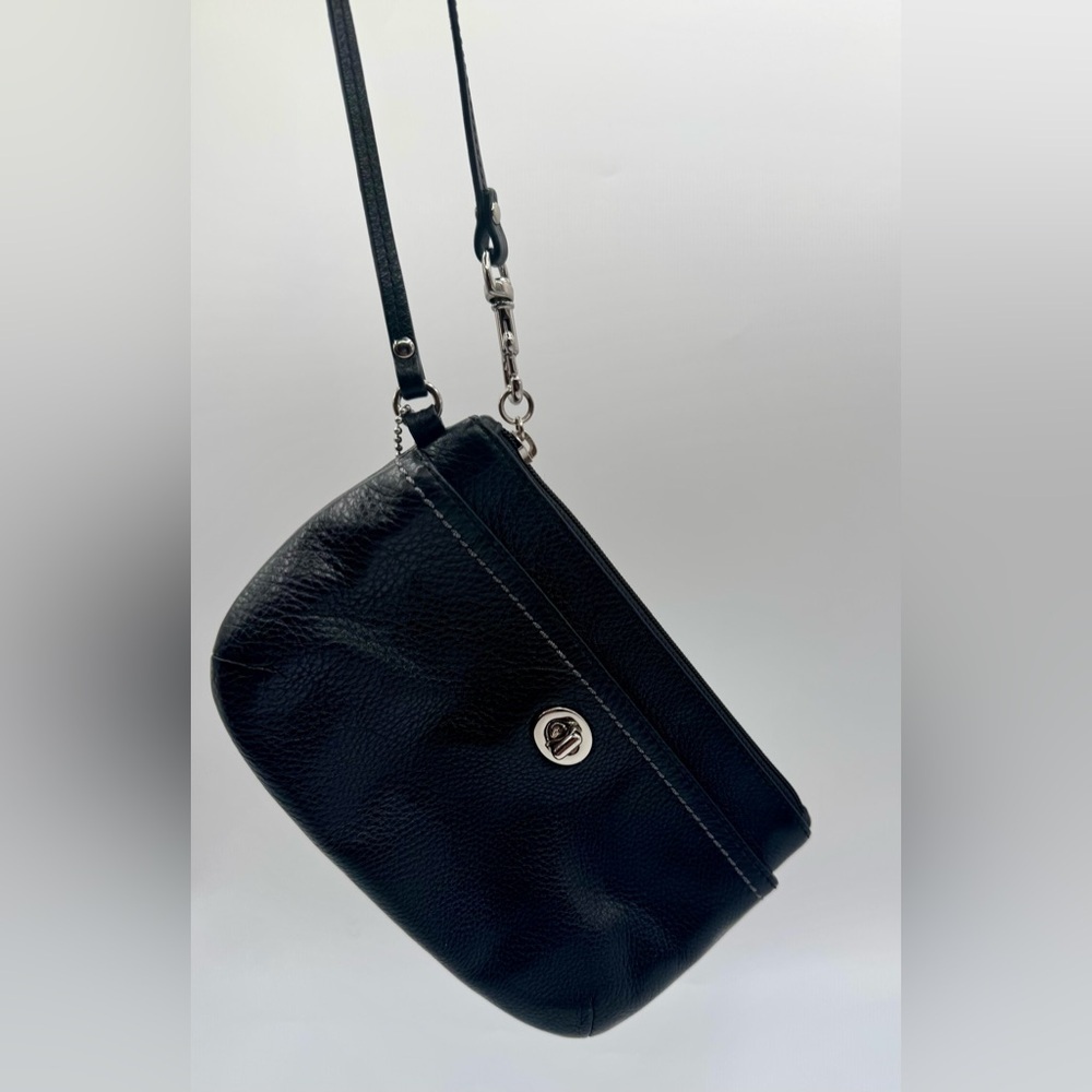 Coach Black Leather Turn lock Wristlet | Very Good Condition - Picture 6 of 13